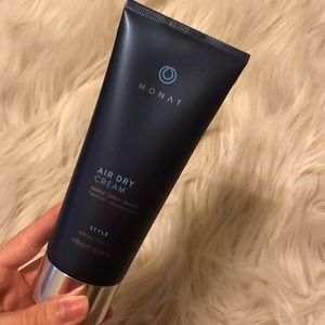 Monat air dry cream